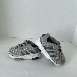 Adidas Kids Sneakers in Gray and White